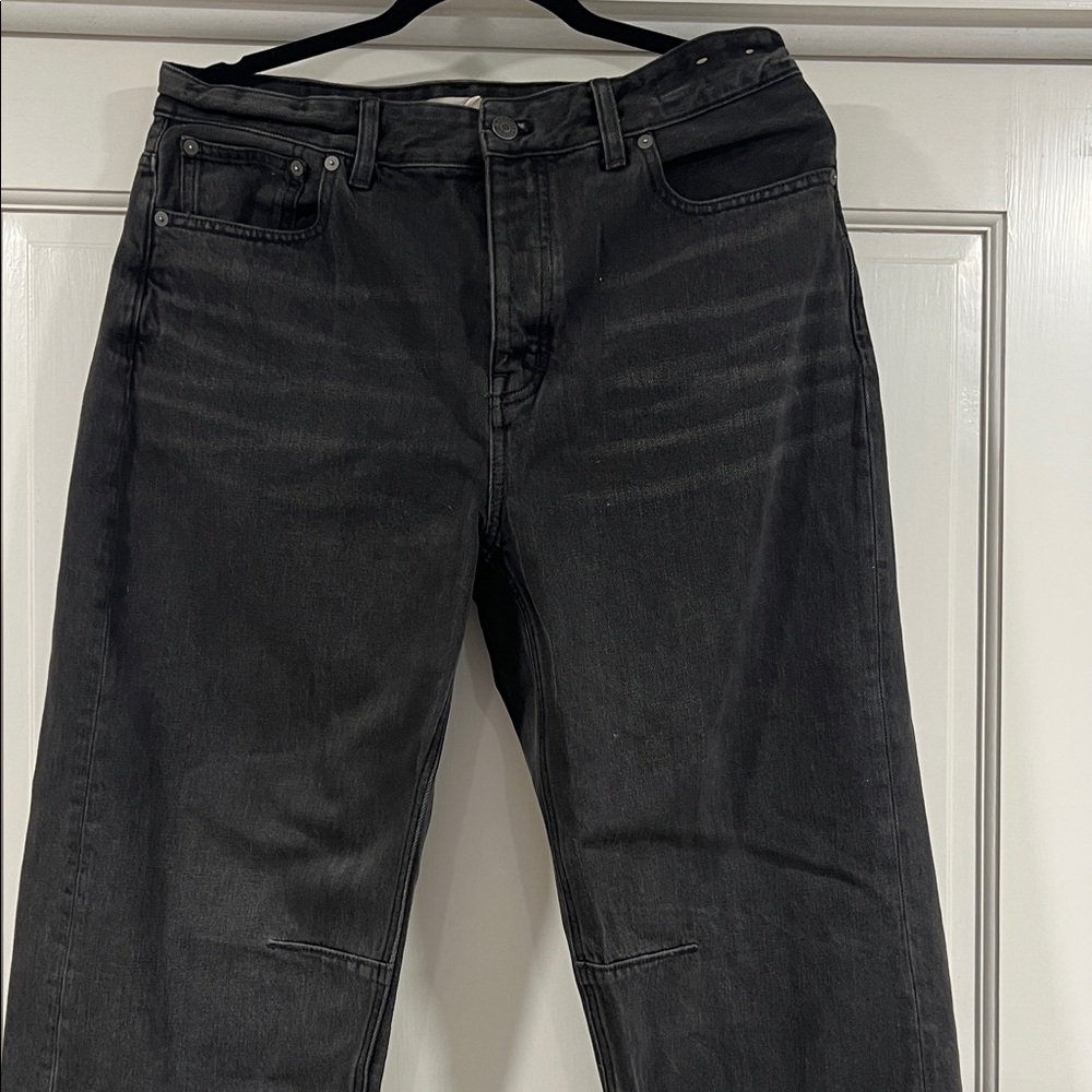 Madewell Women's Dark Gray Barrel leg jean